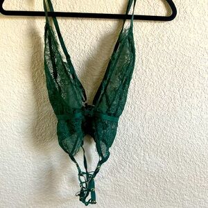 Ultra sexy green lace Victoria’s Secret bodysuit xs